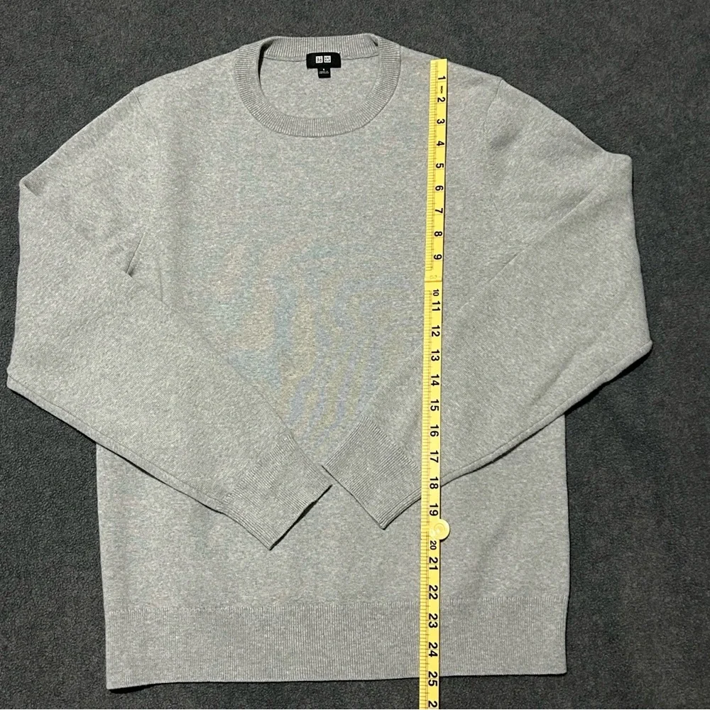 Uniqlo Men’s Cotton Blend Crewneck Sweater in Grey - S
